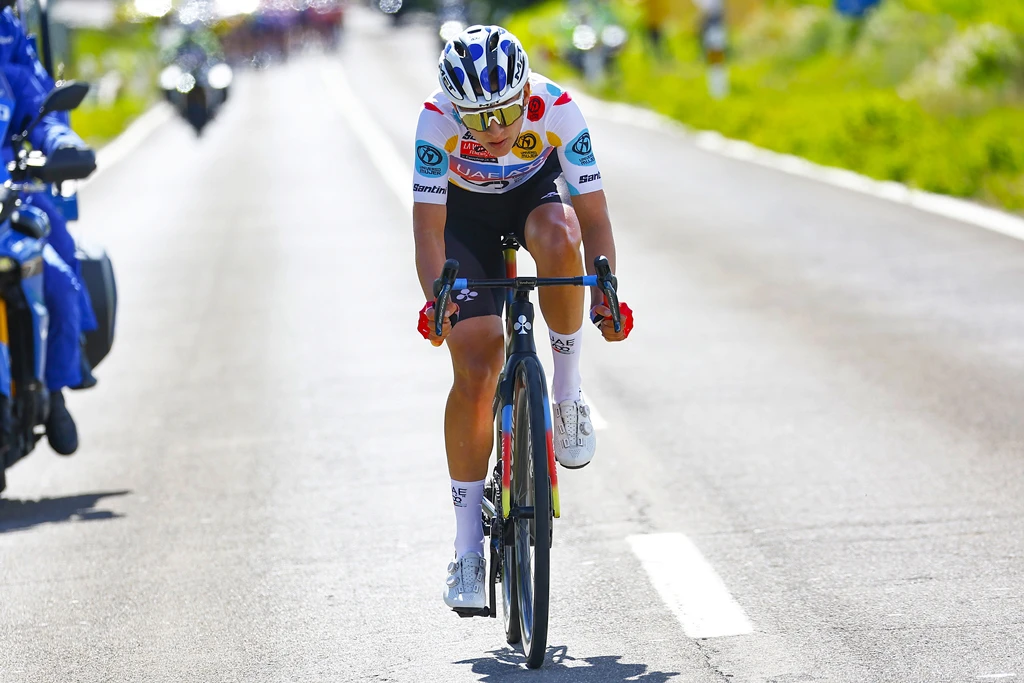 la-vuelta-5-swinkels-for-another-day-queen-of-the-mountain